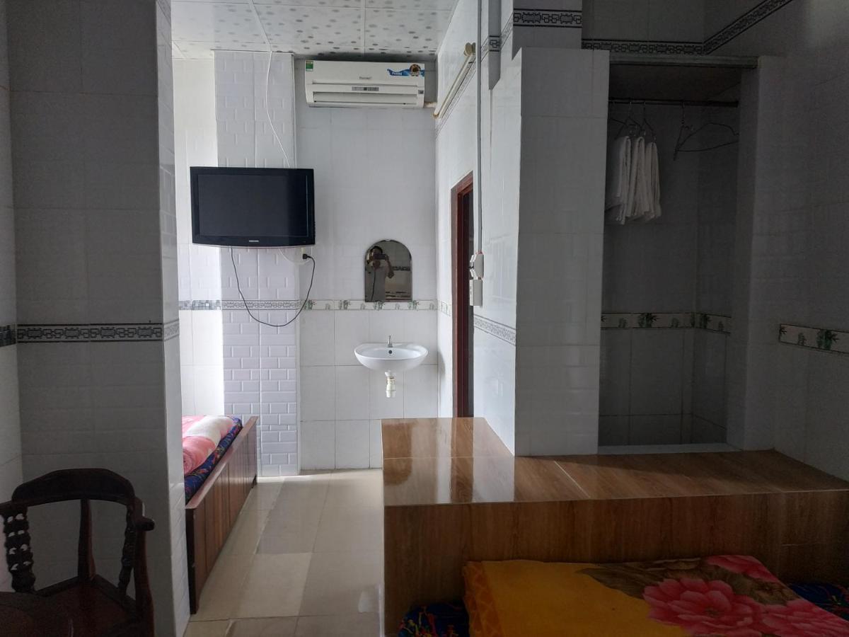 Nha Nghi Xuan Bien Apartment Cao Lanh Exterior photo